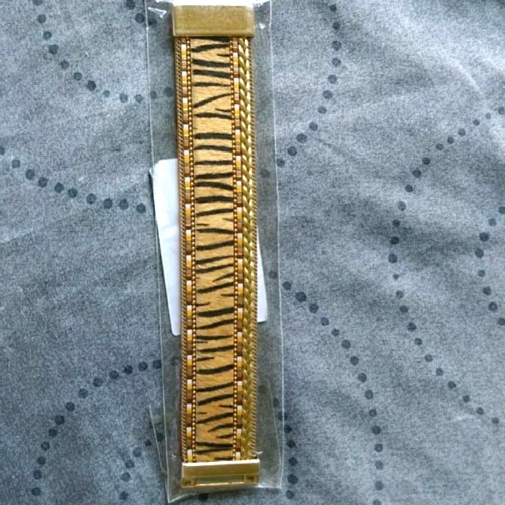 Zebra style bracelet